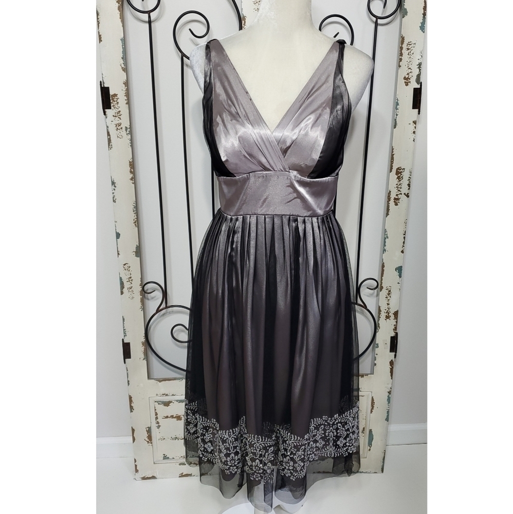 Night Way embellished dress size 8